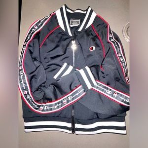 Champion Woman’s Small 100% polyester jacket